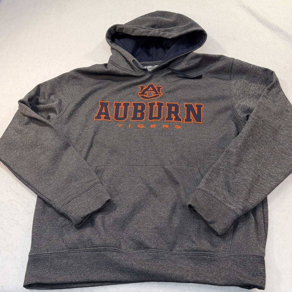 Men's Colosseum Gray Auburn Tigers Embroidered Logo Pullover Hoodie Size Large